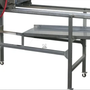 Stabilt metallstativ med hjul, anpassat för knivavtäckare 200c.